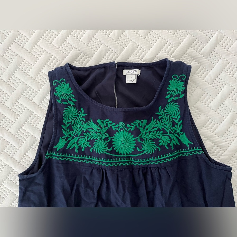 Embroidery detailed dress